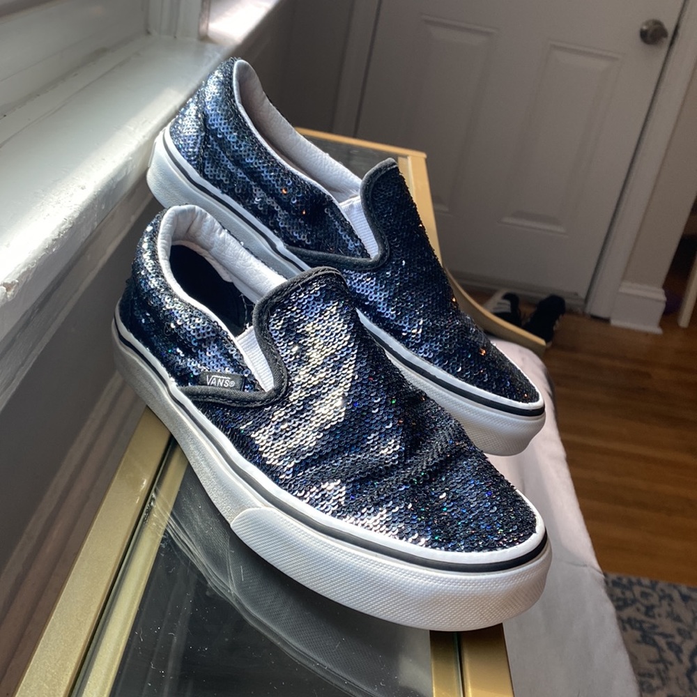 Vans Black Micro Sequins Classic Slip-On Shoes. Women’s Size 5.5. Gently Used. - Picture 3 of 6